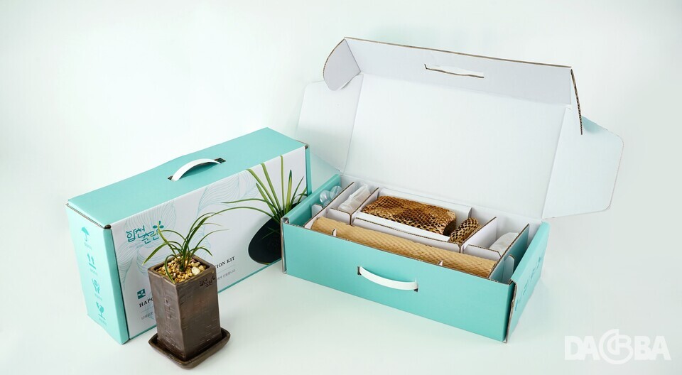 ▲춘란 재배키트.(합천군 제공)